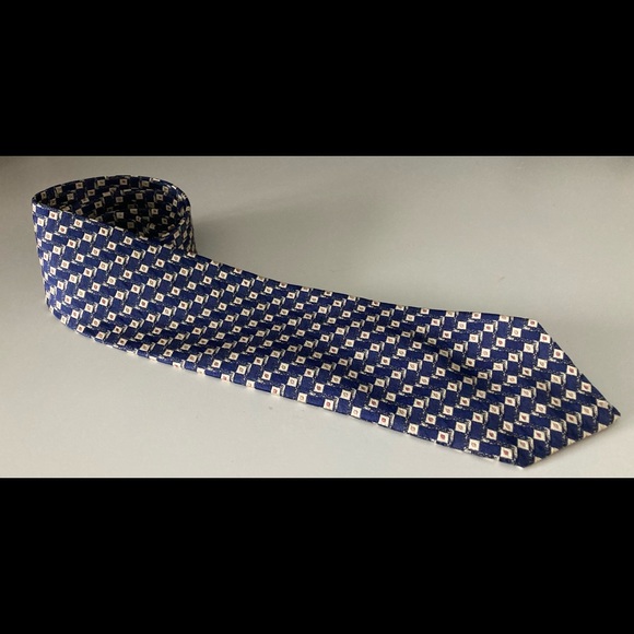 PHILIPPE VENDOME PARIS NECKTIE - Picture 1 of 2